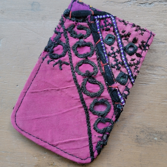 🌎👽 Free People Boho Embroidered Repurposed vtg banjara hippie Wallet card case - Picture 14 of 16